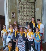 Воспитанники Воскресной школы Александро-Невского собора посетили выставку